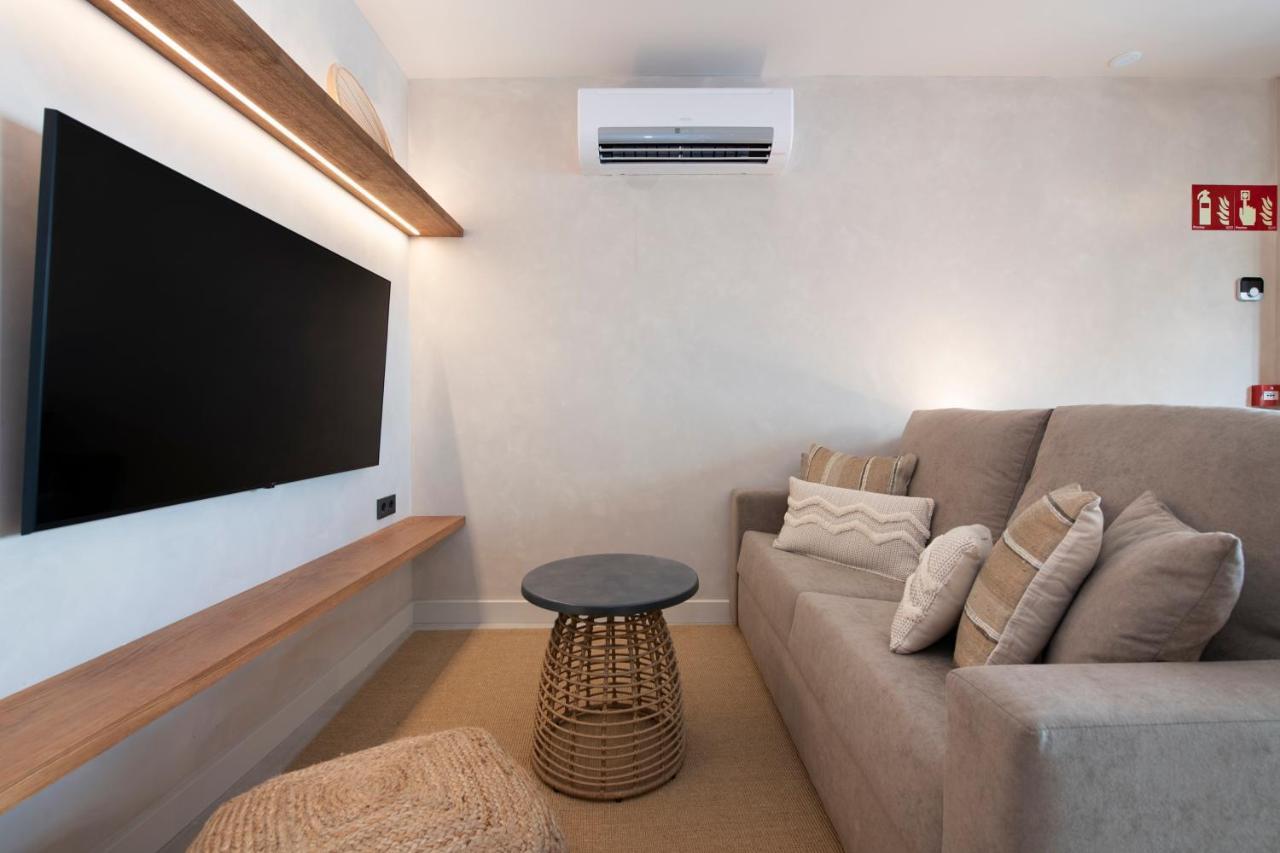 Apartamentos Balisse Castelldefels Luaran gambar