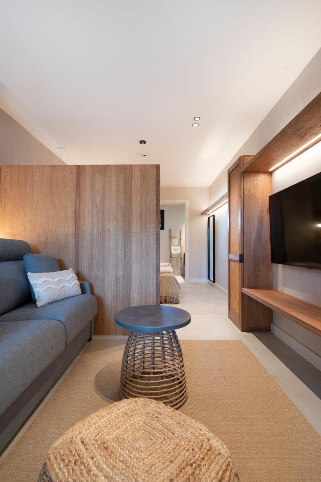 Apartamentos Balisse Castelldefels Luaran gambar
